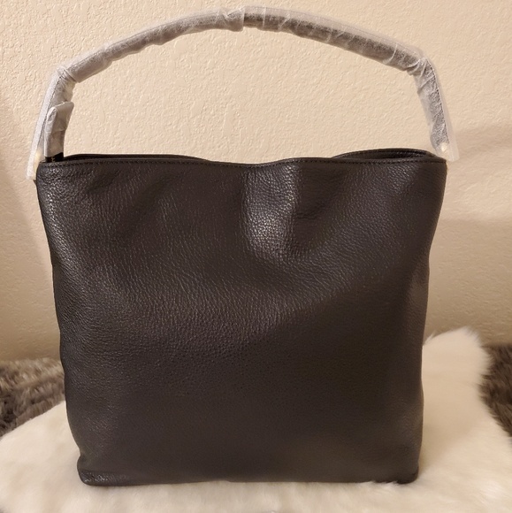 ❤Authentic Michael Kors Evie Hobo❤ - Picture 3 of 8